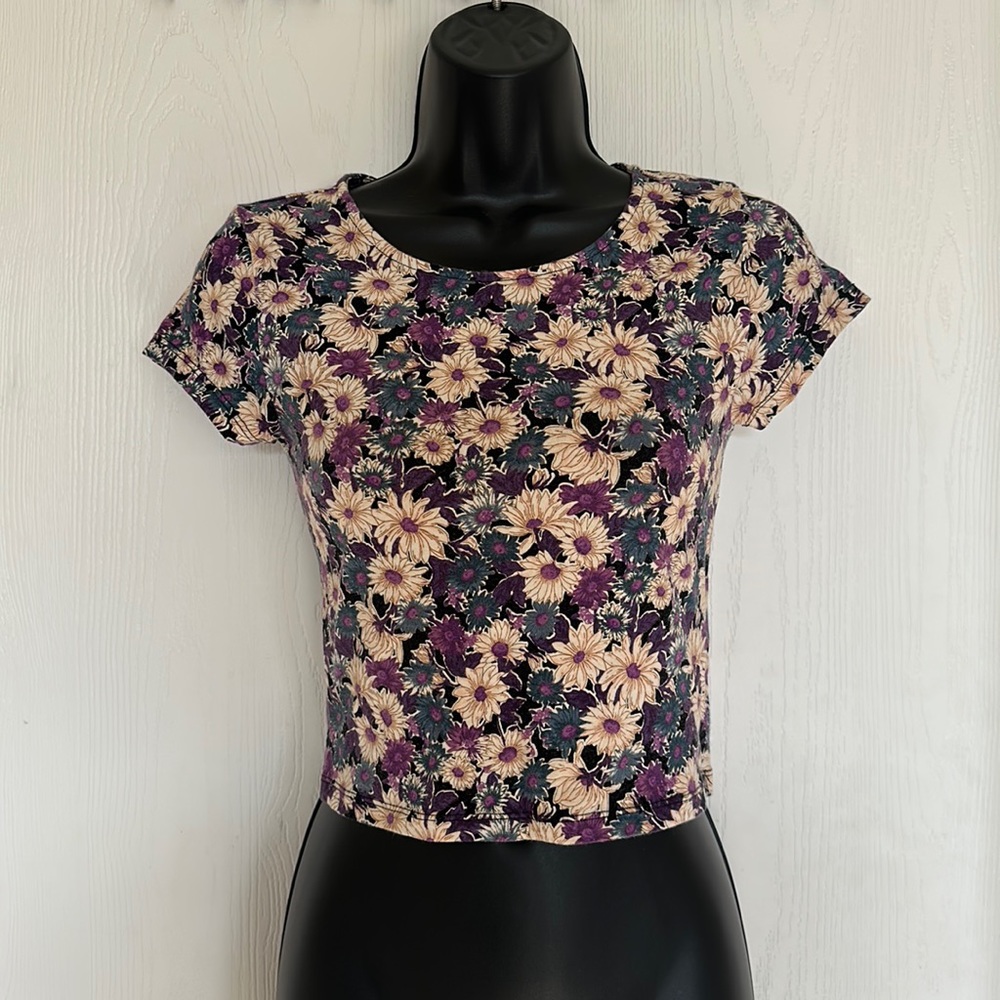 Forever 21 Floral Crop Top